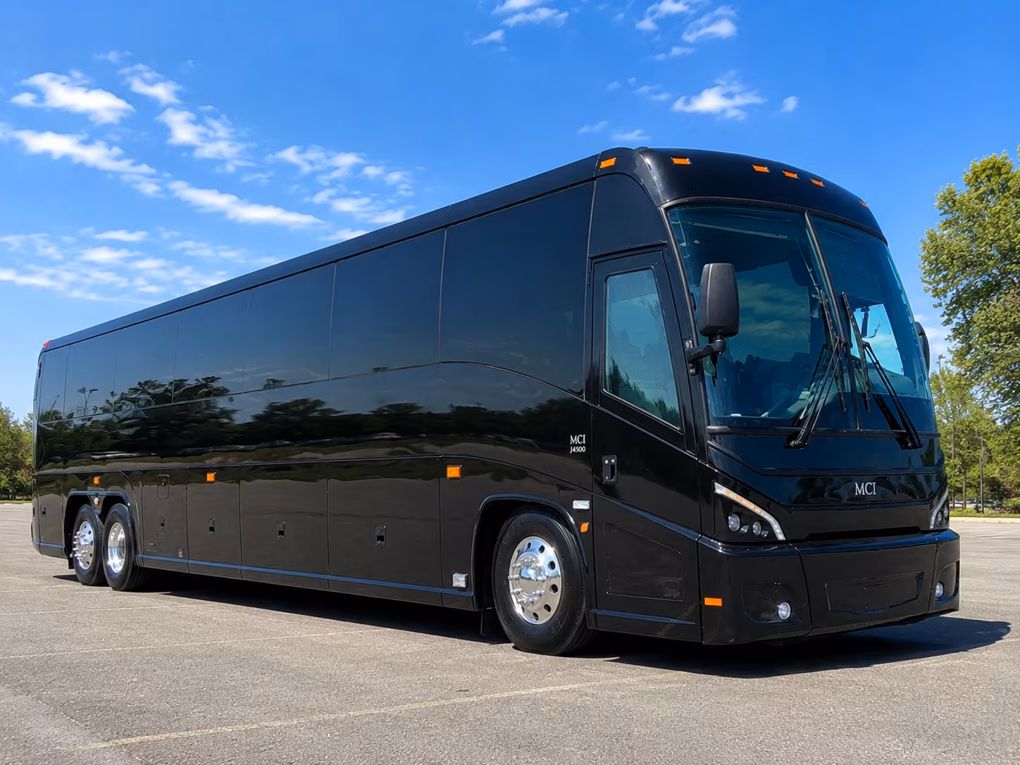 bus rentals to fenway park and td garden for boston sports fans