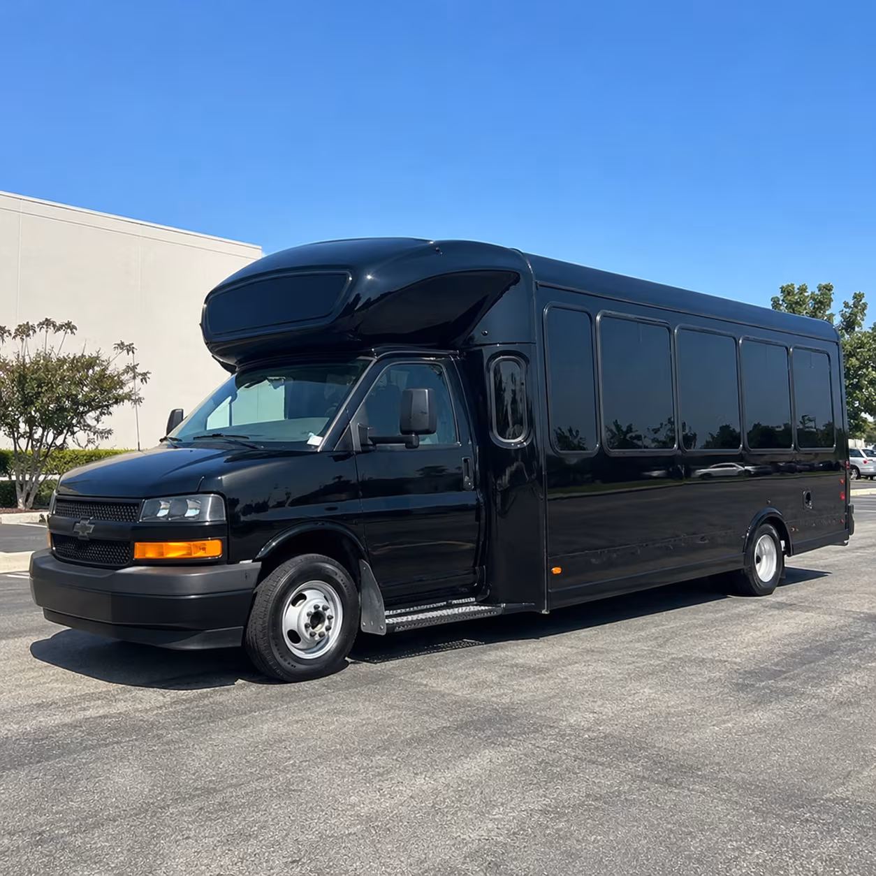 party buses to bally s event center and lincoln venues make prom night easy