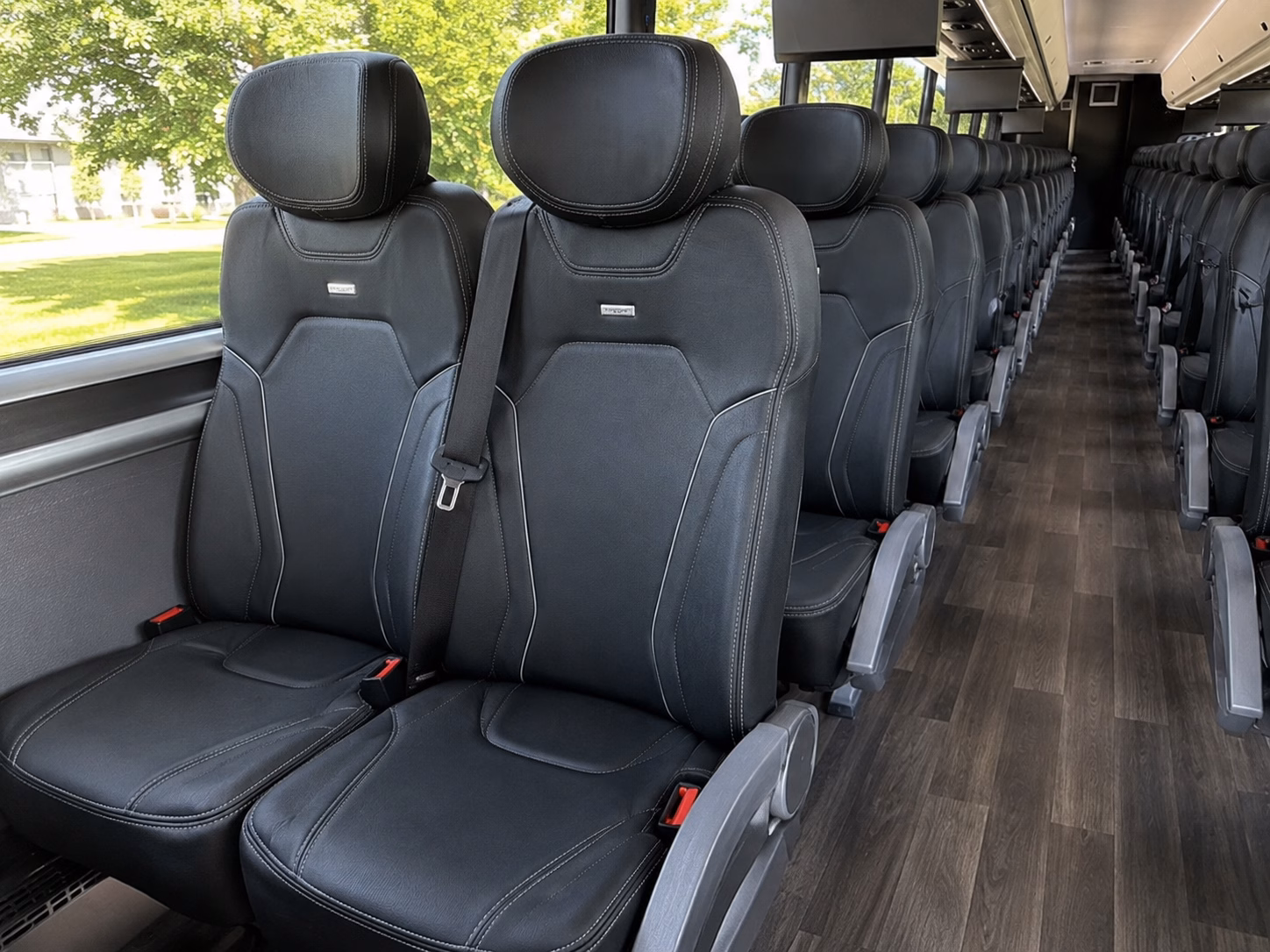 this is the easiest way to reach greenvale vineyards in portsmouth with a group