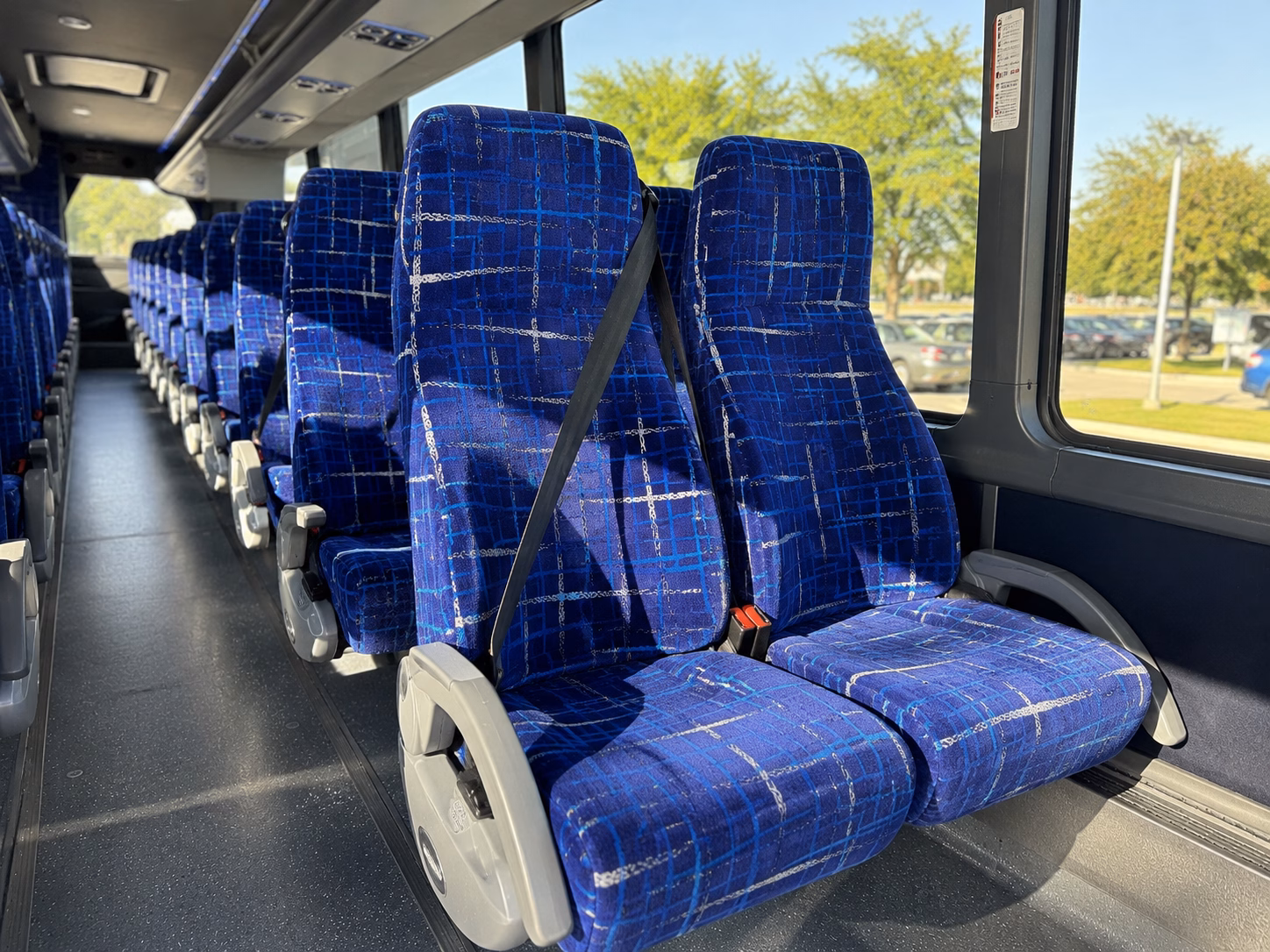 wine tour buses to newport vineyards and the rhode island wine corridor
